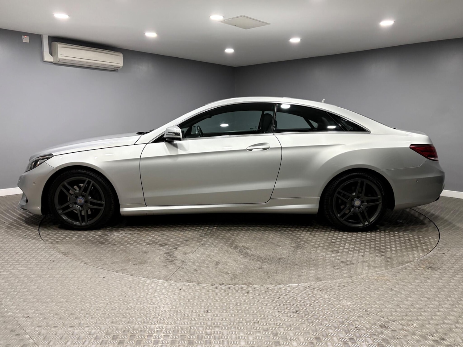 Used Mercedes-Benz E Class 2016 for sale - 78034206: Photo 6