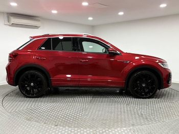 Used Volkswagen T-Roc 2022 for sale - 75563717: Photo