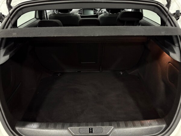 Used Peugeot 308 for sale - 76238784: Photo 42