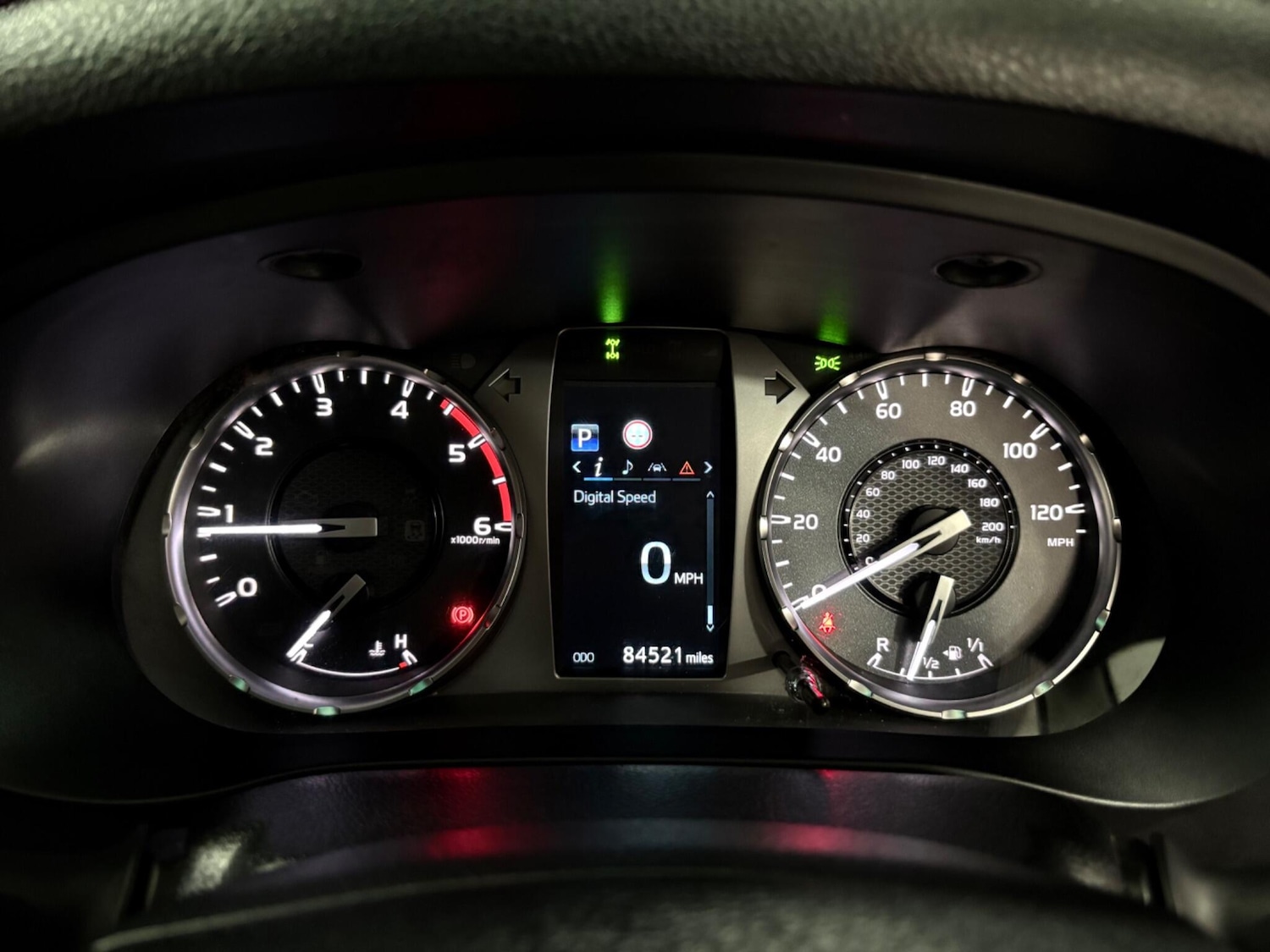 Used Toyota Hilux 2021 for sale - 77597754: Photo 17