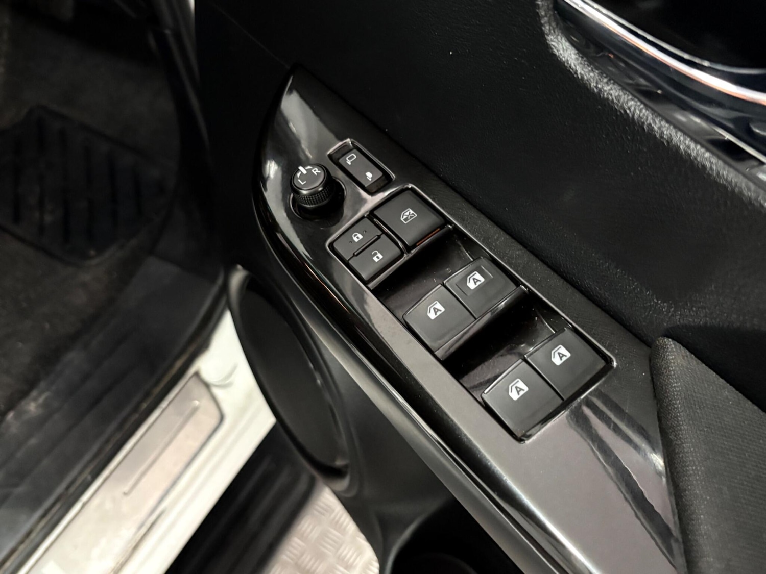 Used Toyota Hilux 2021 for sale - 77597754: Photo 31