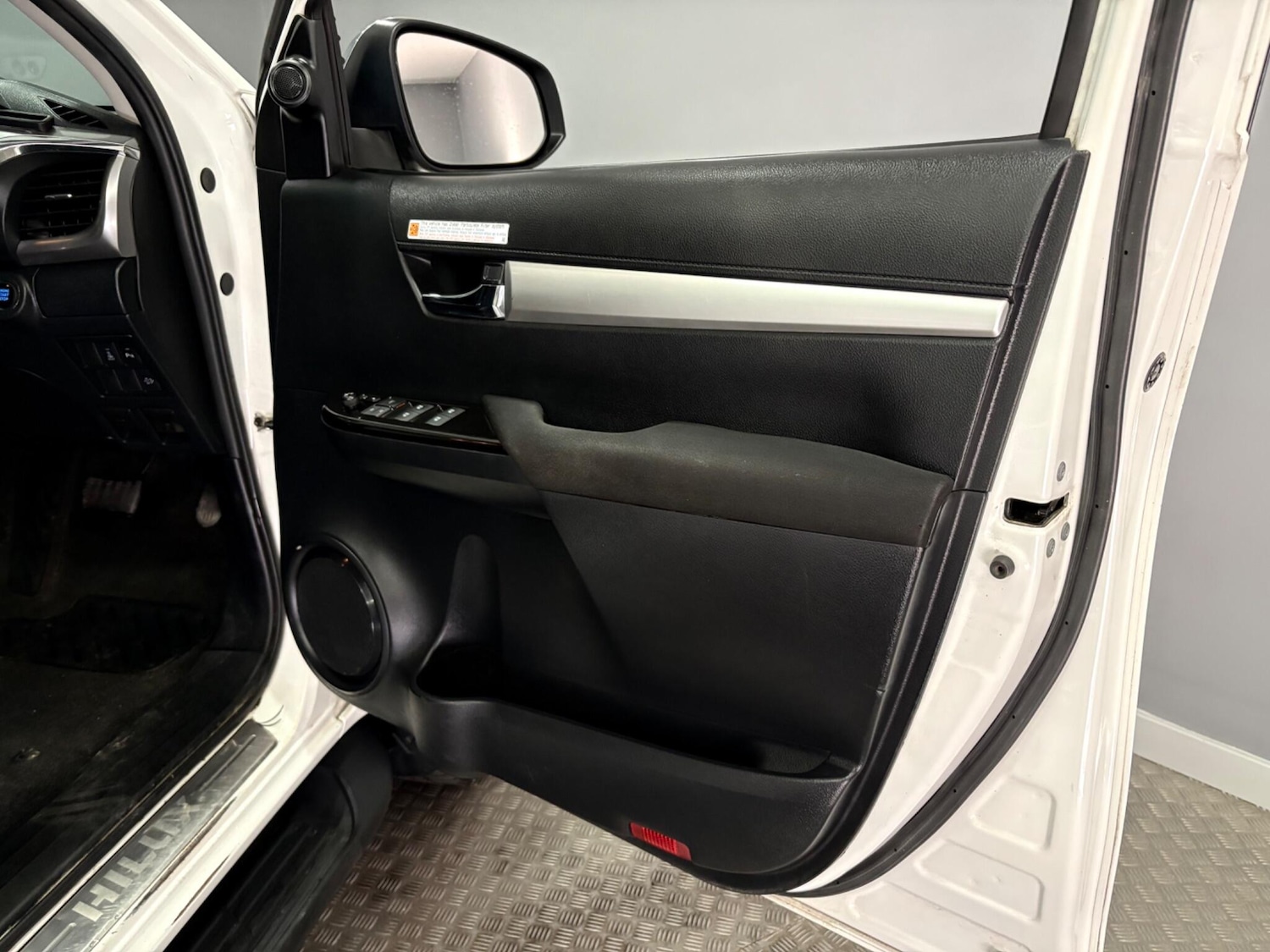 Used Toyota Hilux 2021 for sale - 77597754: Photo 32