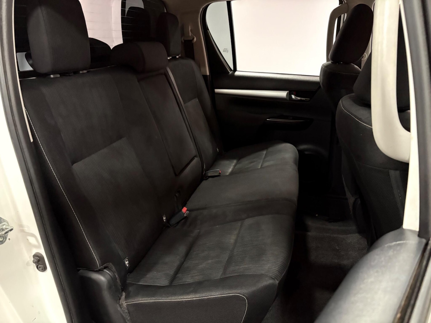 Used Toyota Hilux 2021 for sale - 77597754: Photo 33