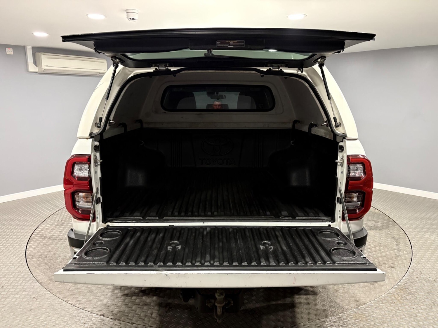 Used Toyota Hilux 2021 for sale - 77597754: Photo 38