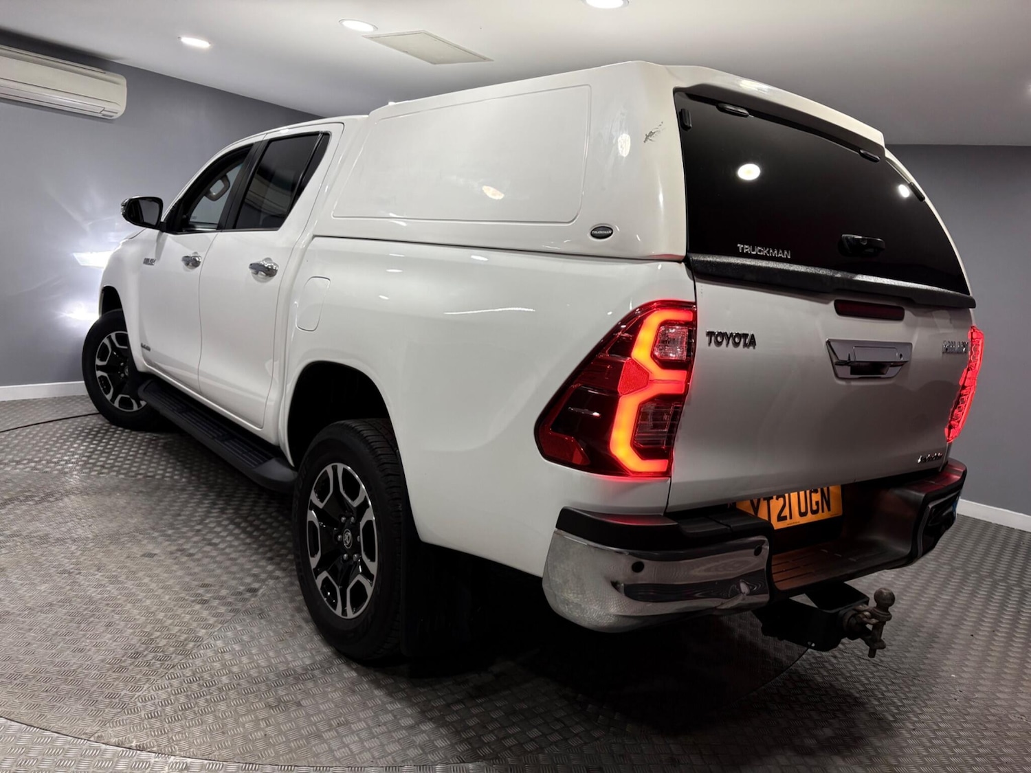 Used Toyota Hilux 2021 for sale - 77597754: Photo 41