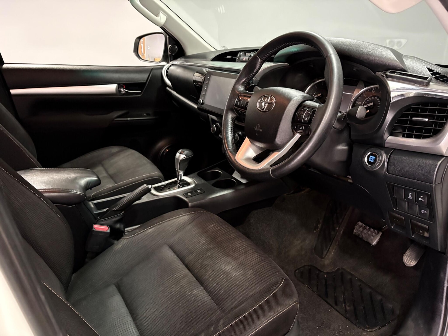 Used Toyota Hilux 2021 for sale - 77597754: Photo 9