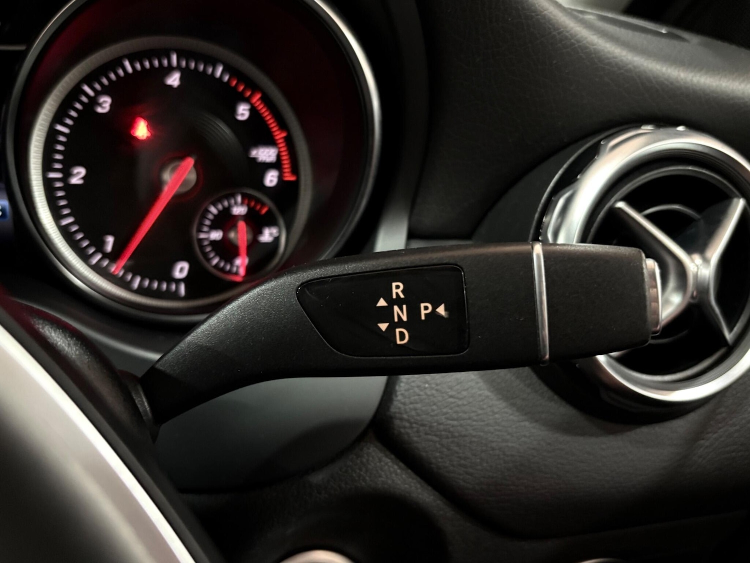 Used Mercedes-Benz GLA 2017 for sale - 76671638: Photo 19