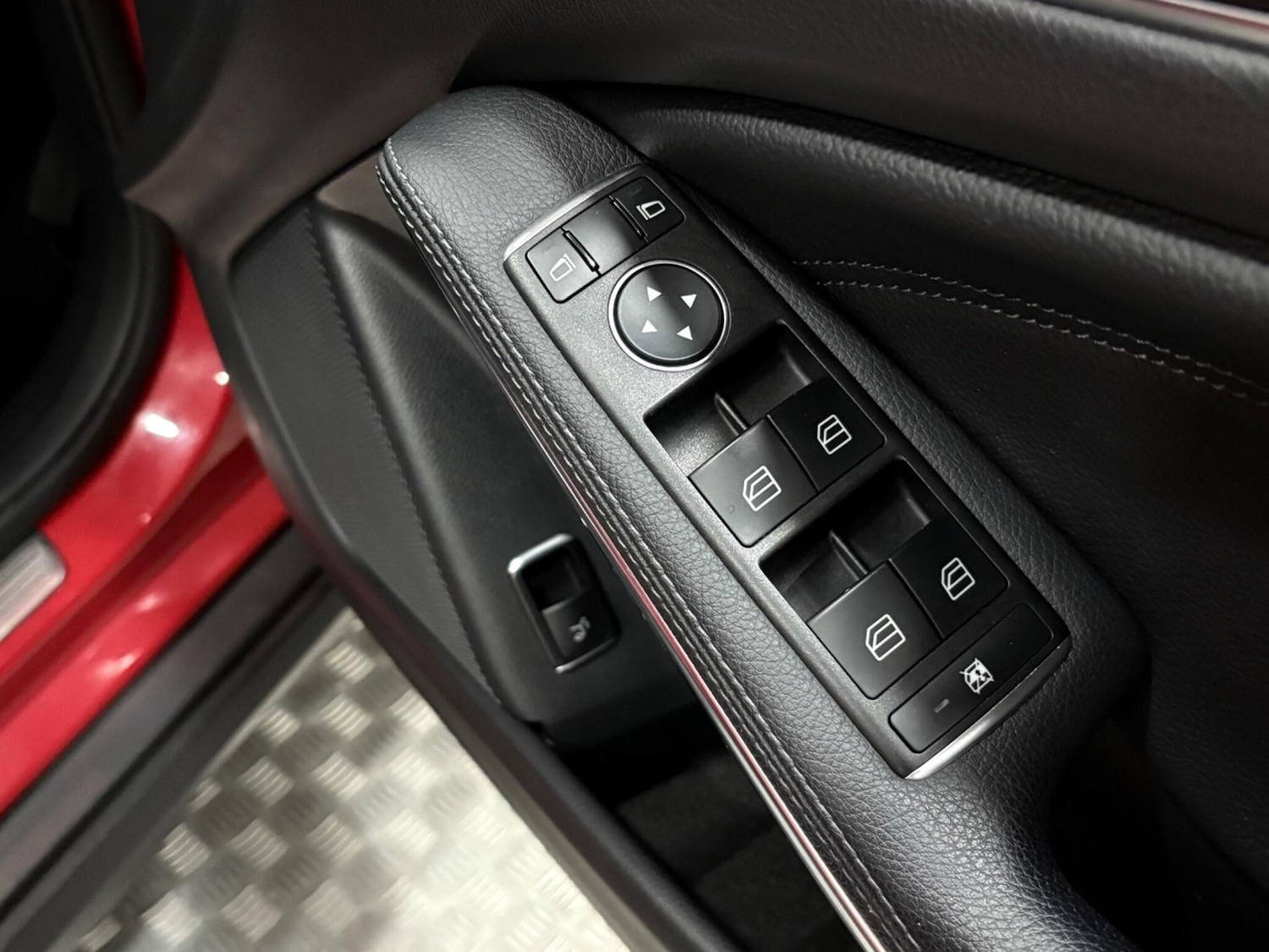 Used Mercedes-Benz GLA 2017 for sale - 76671638: Photo 33