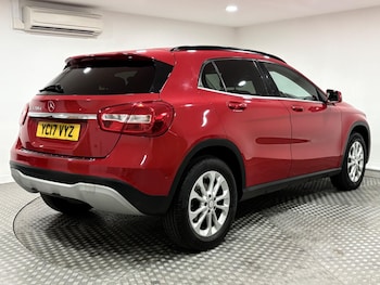 Used Mercedes-Benz GLA 2017 for sale - 76671638: Photo