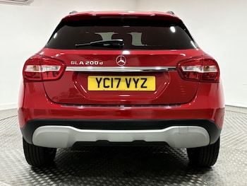 Used Mercedes-Benz GLA 2017 for sale - 76671638: Photo