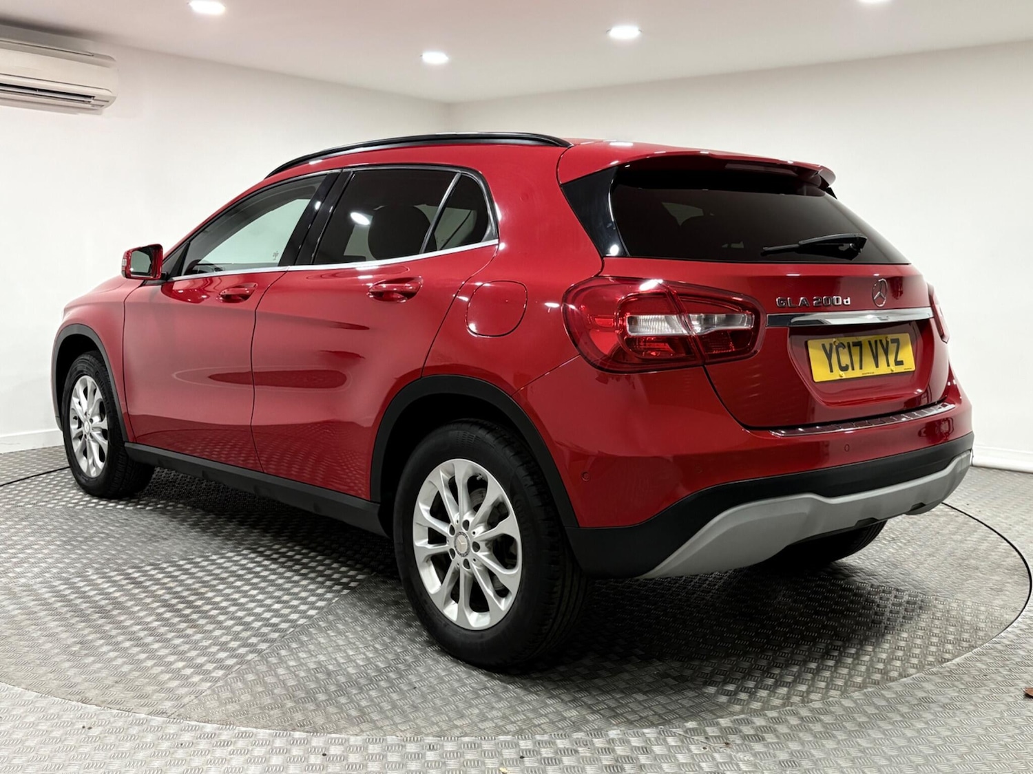 Used Mercedes-Benz GLA 2017 for sale - 76671638: Photo 5