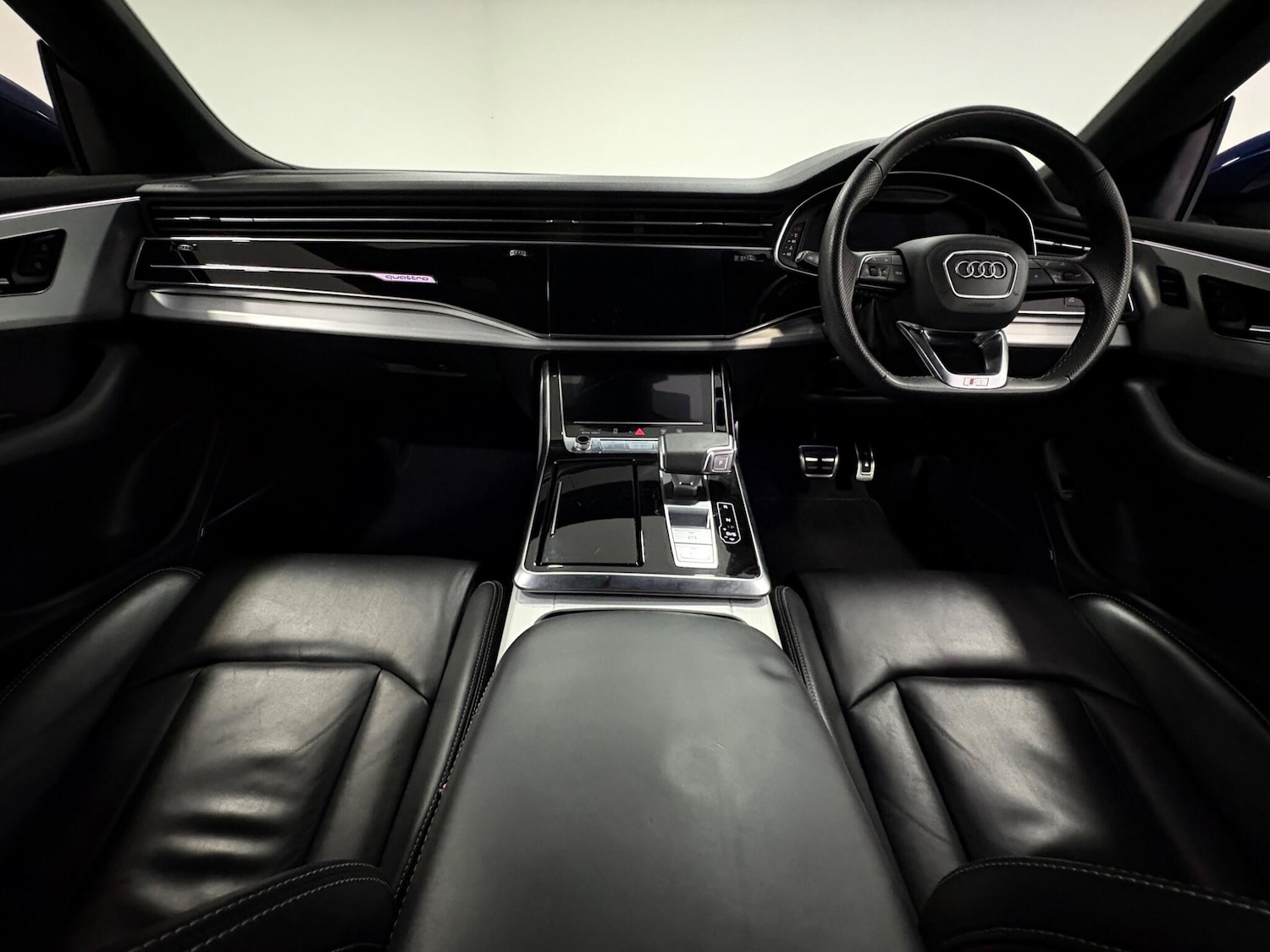 Used Audi Q8 2022 for sale - 76349501: Photo 10