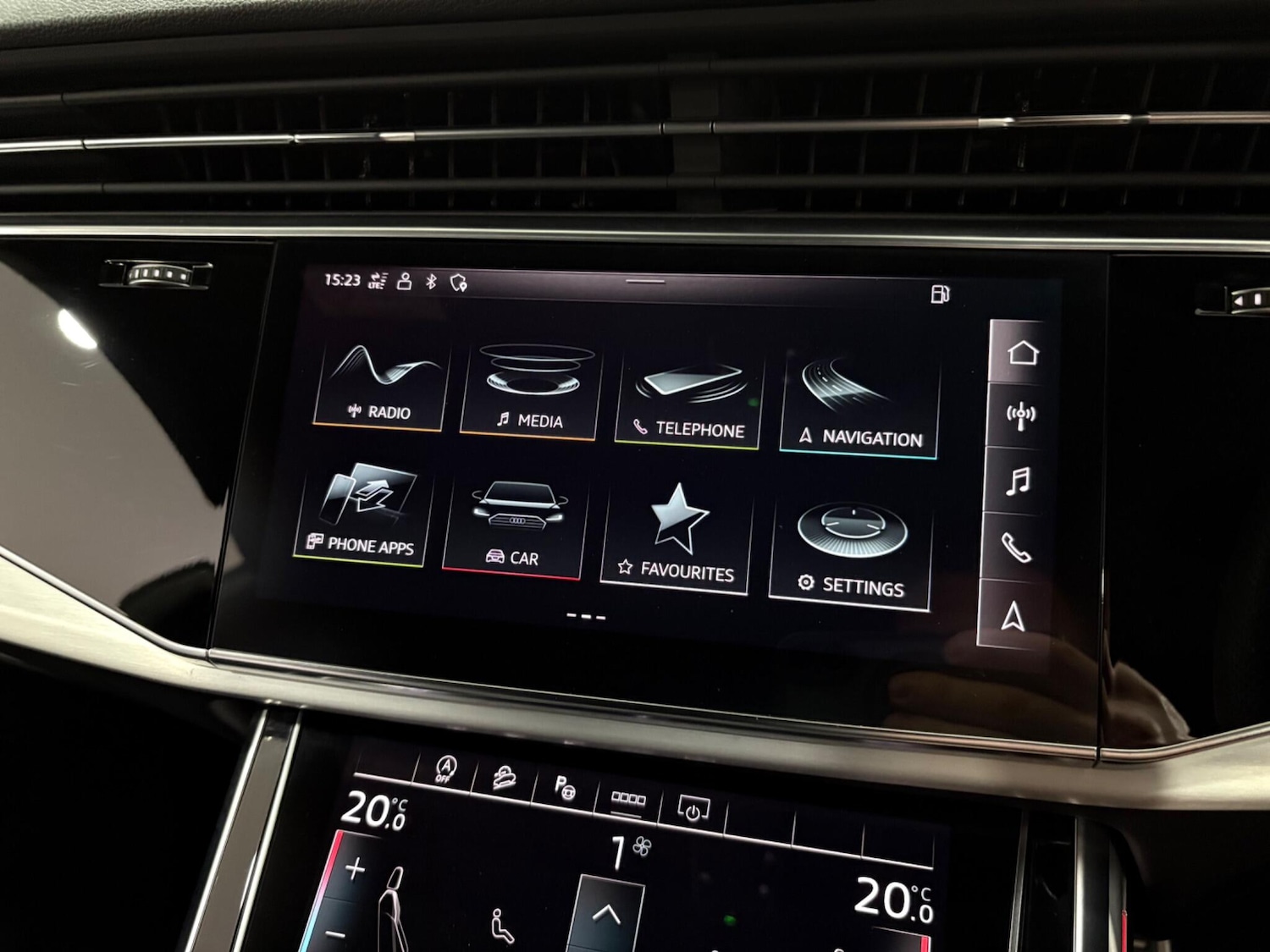 Used Audi Q8 2022 for sale - 76349501: Photo 31
