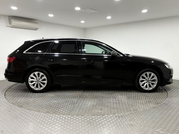 Used Audi A4 Avant 2019 for sale - 76199812: Photo 2