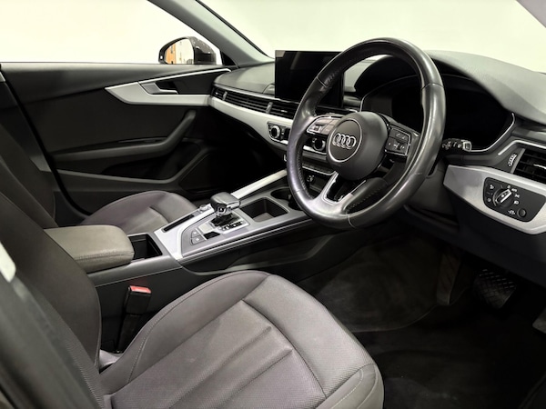 Used Audi A4 Avant 2019 for sale - 76199812: Photo 9