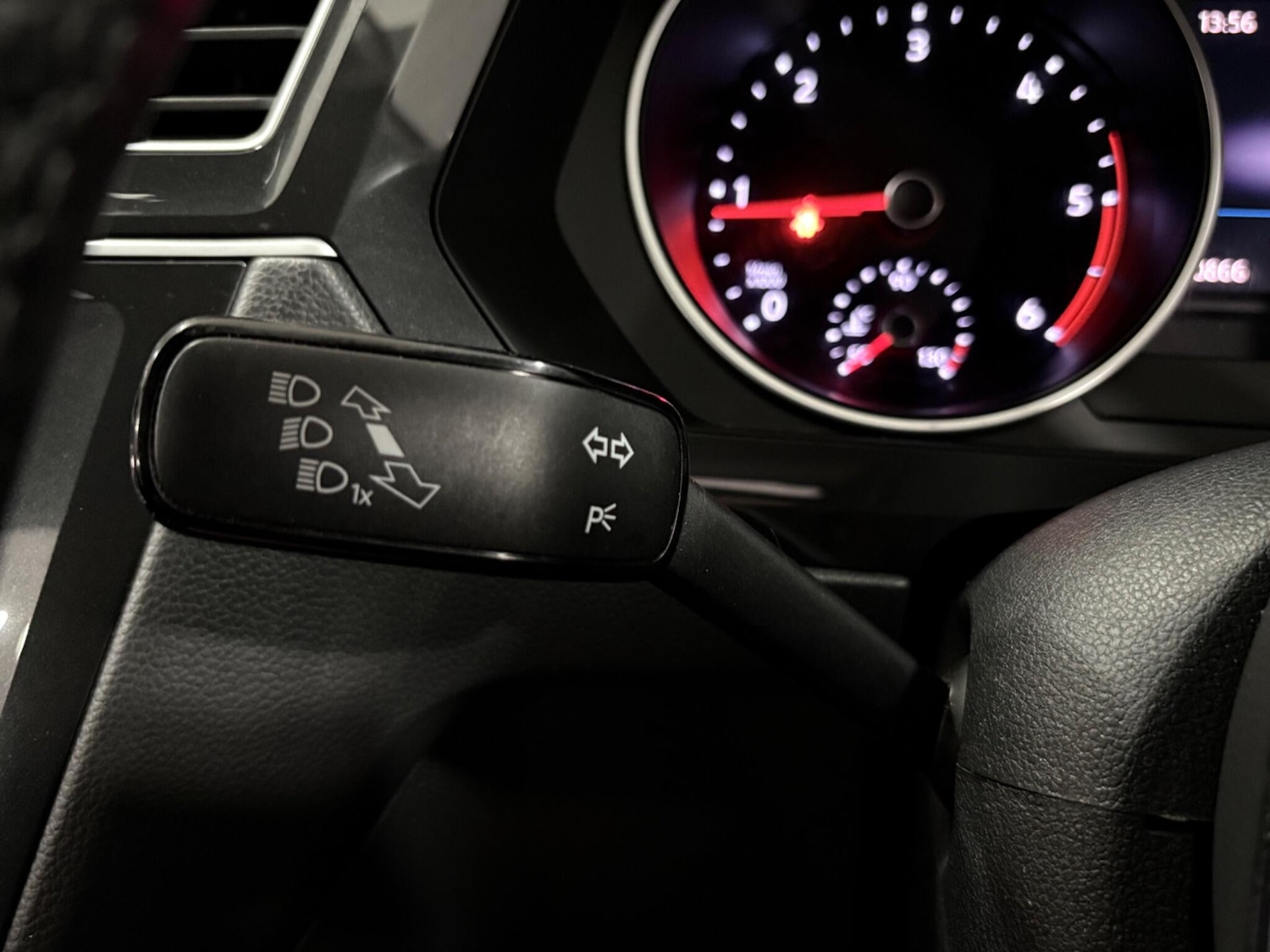 Used Volkswagen Tiguan for sale - 77808394: Photo 14