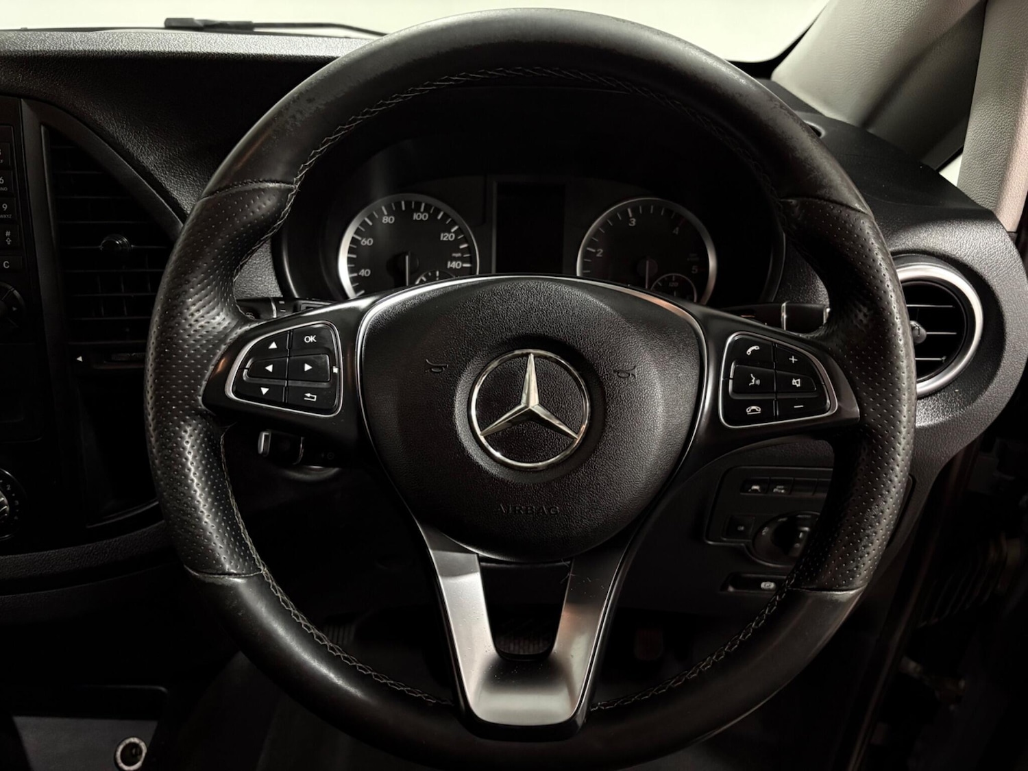 Used Mercedes-Benz Vito 2018 for sale - 77020876: Photo 13