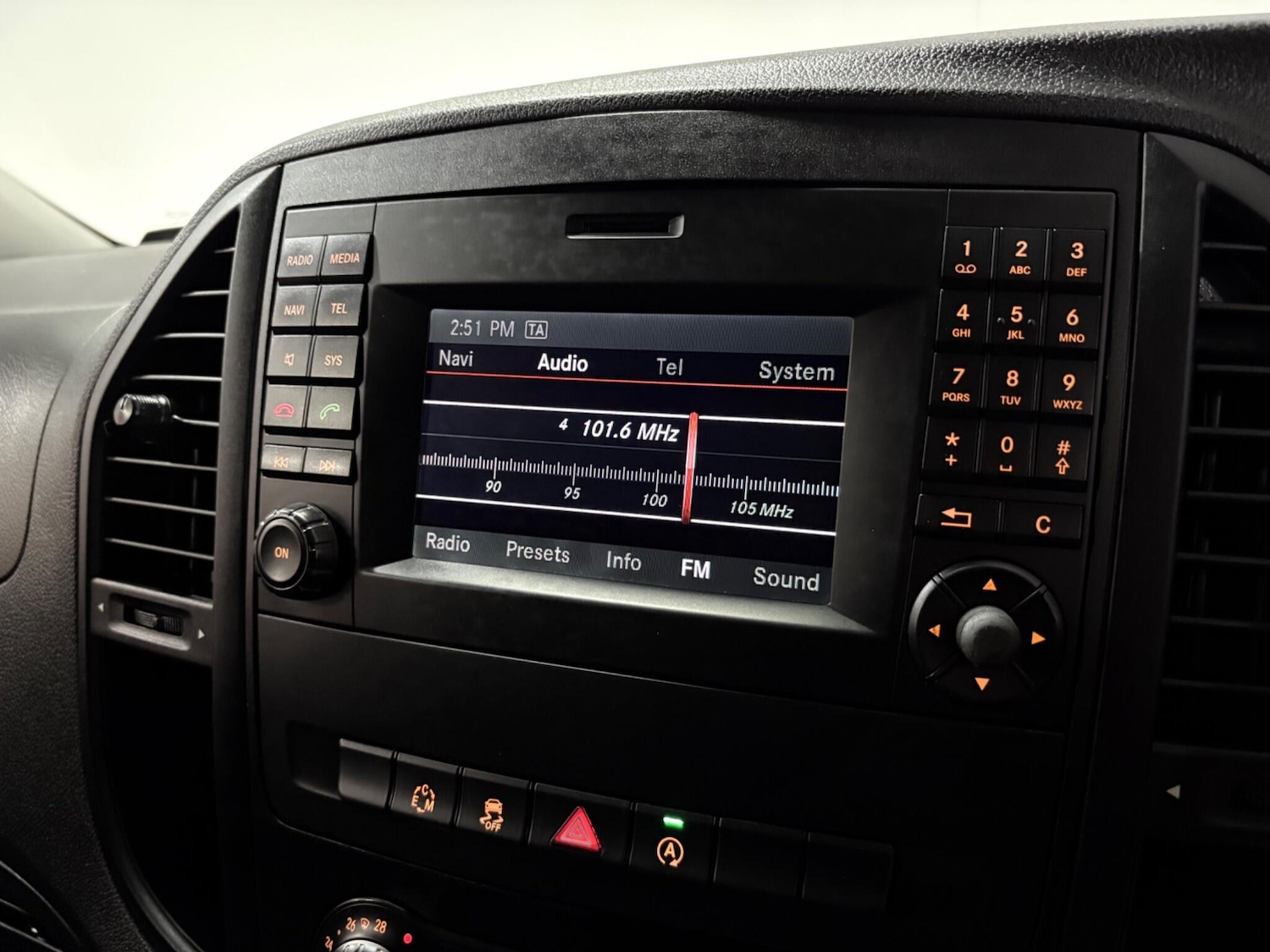 Used Mercedes-Benz Vito 2018 for sale - 77020876: Photo 25