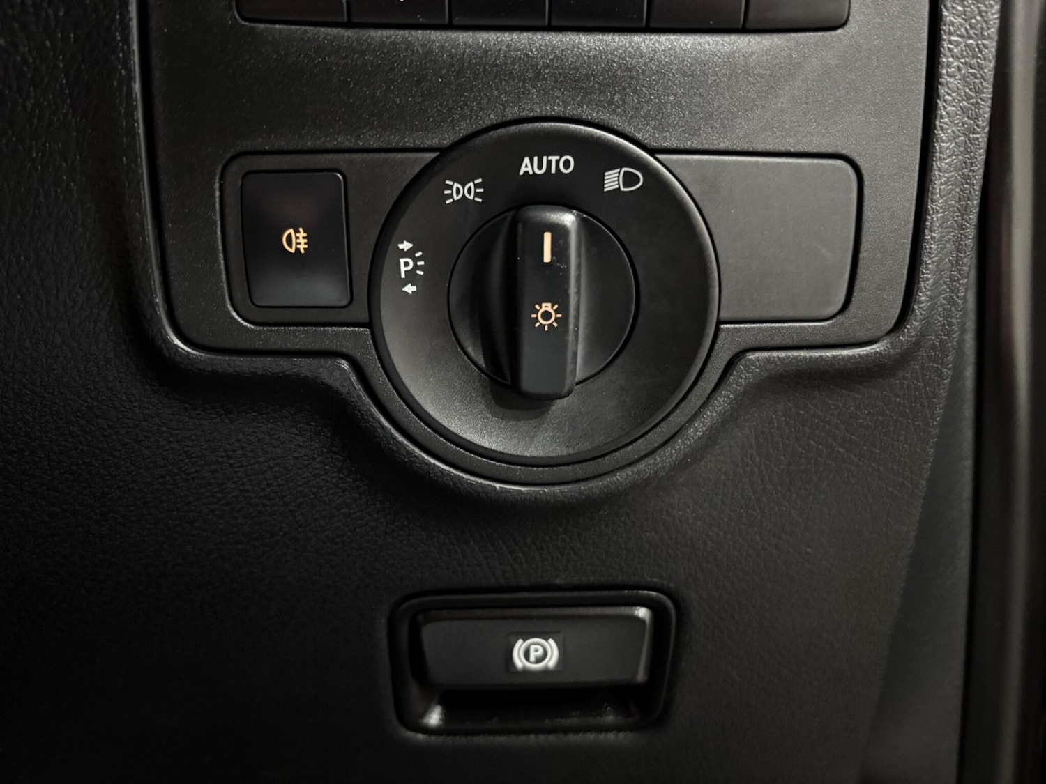 Used Mercedes-Benz Vito 2018 for sale - 77020876: Photo 29