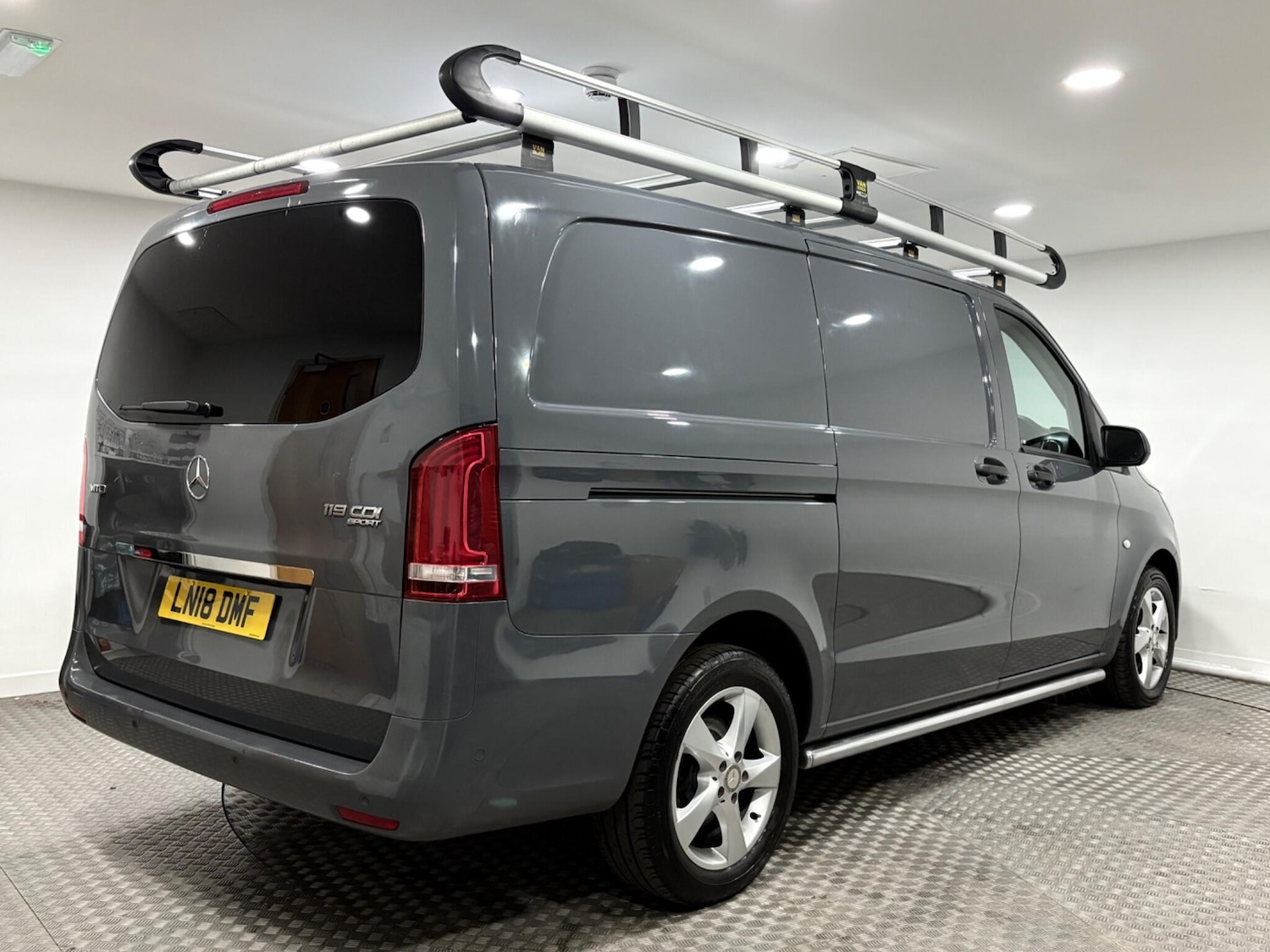 Used Mercedes-Benz Vito 2018 for sale - 77020876: Photo 3