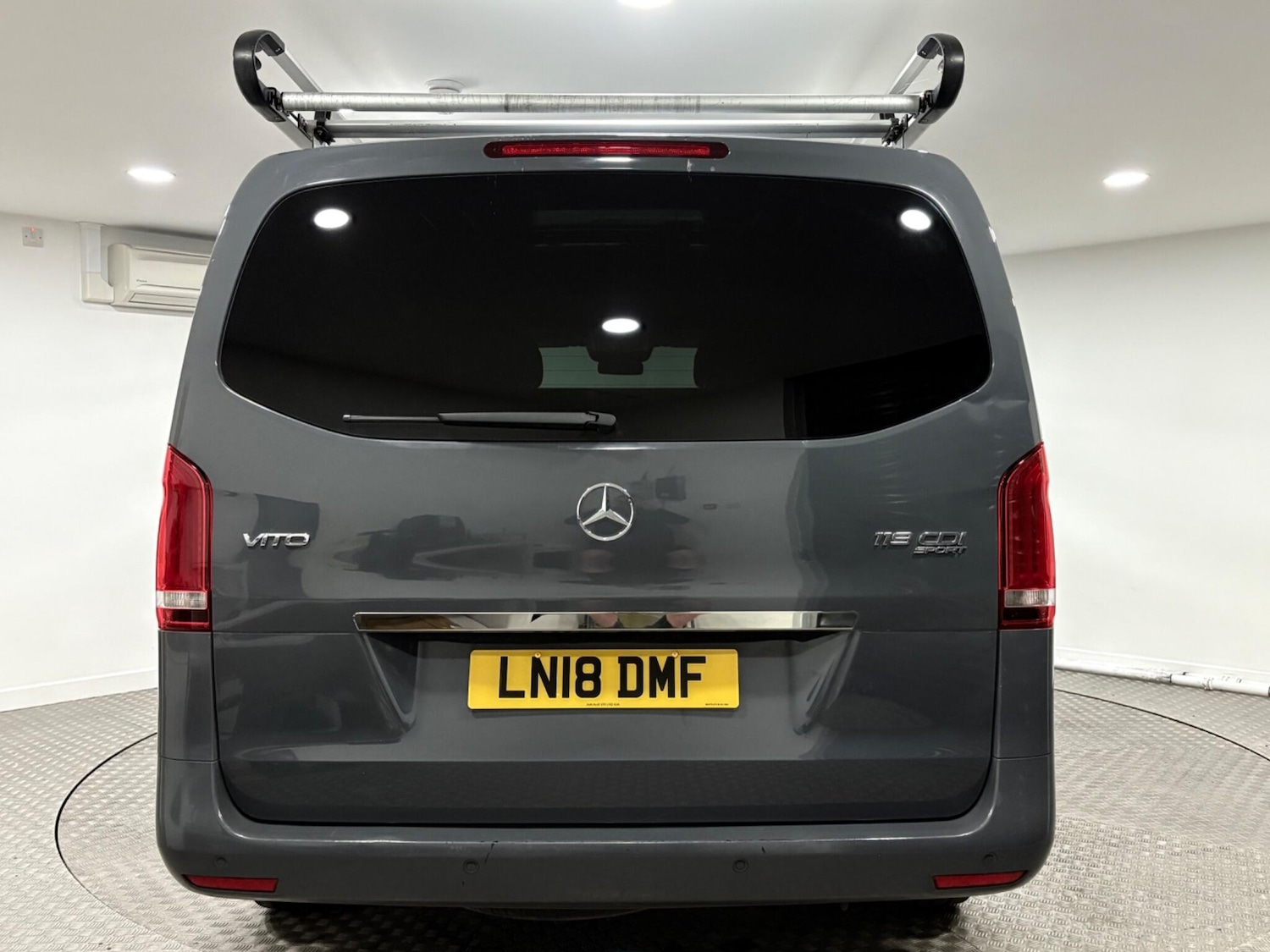 Used Mercedes-Benz Vito 2018 for sale - 77020876: Photo 4