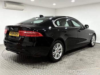 Used Jaguar XE 2018 for sale - 78492121: Photo
