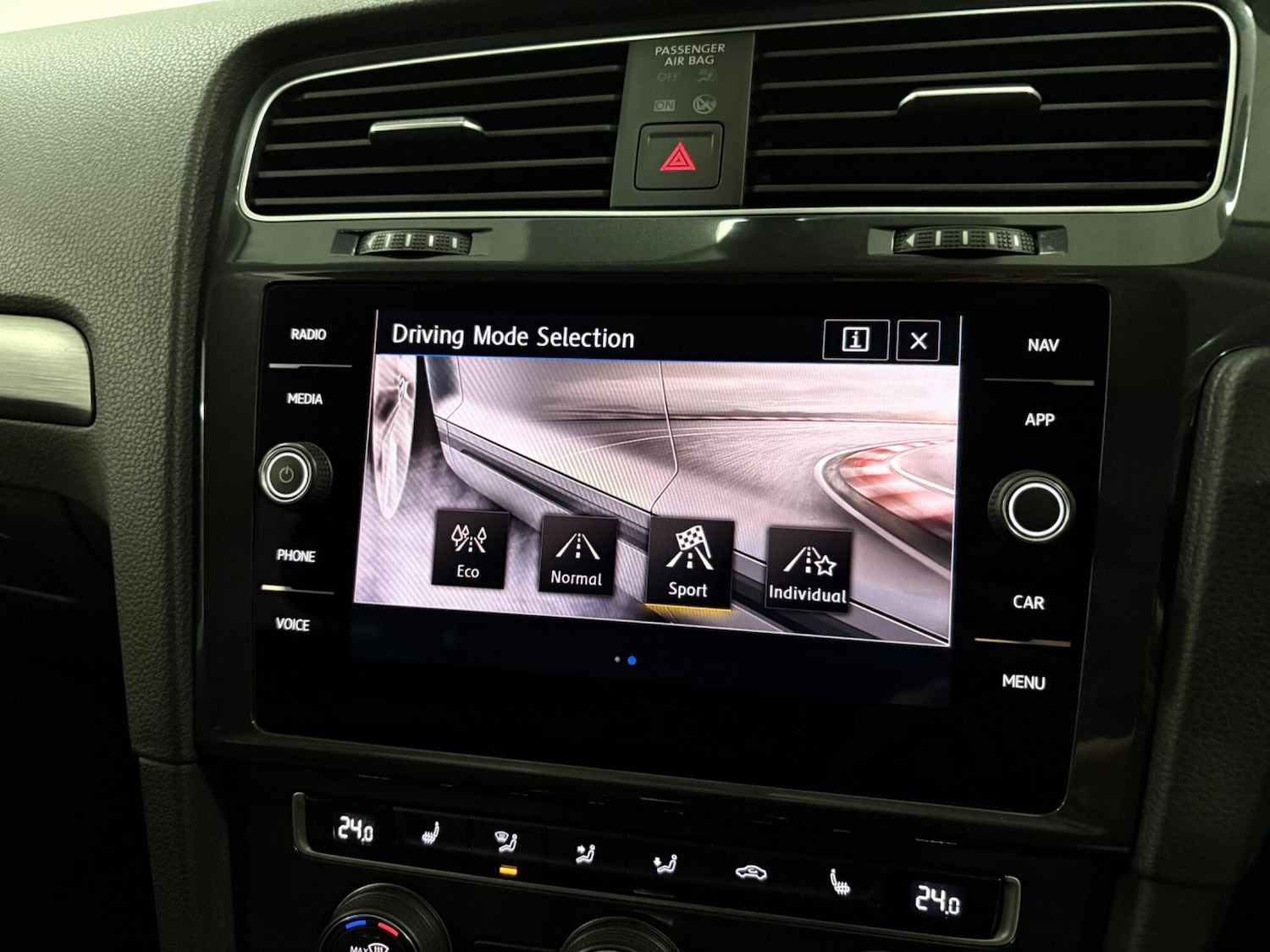 Used Volkswagen Golf 2020 for sale - 76584242: Photo 31