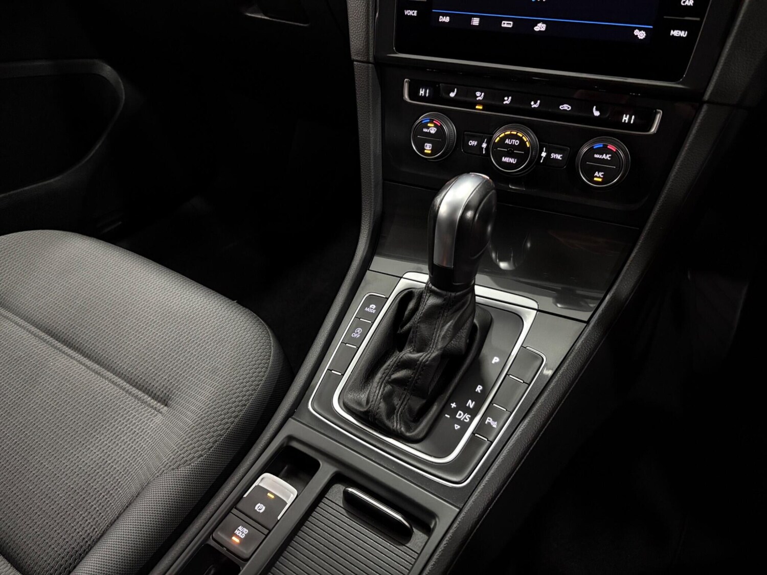 Used Volkswagen Golf 2020 for sale - 76584242: Photo 33