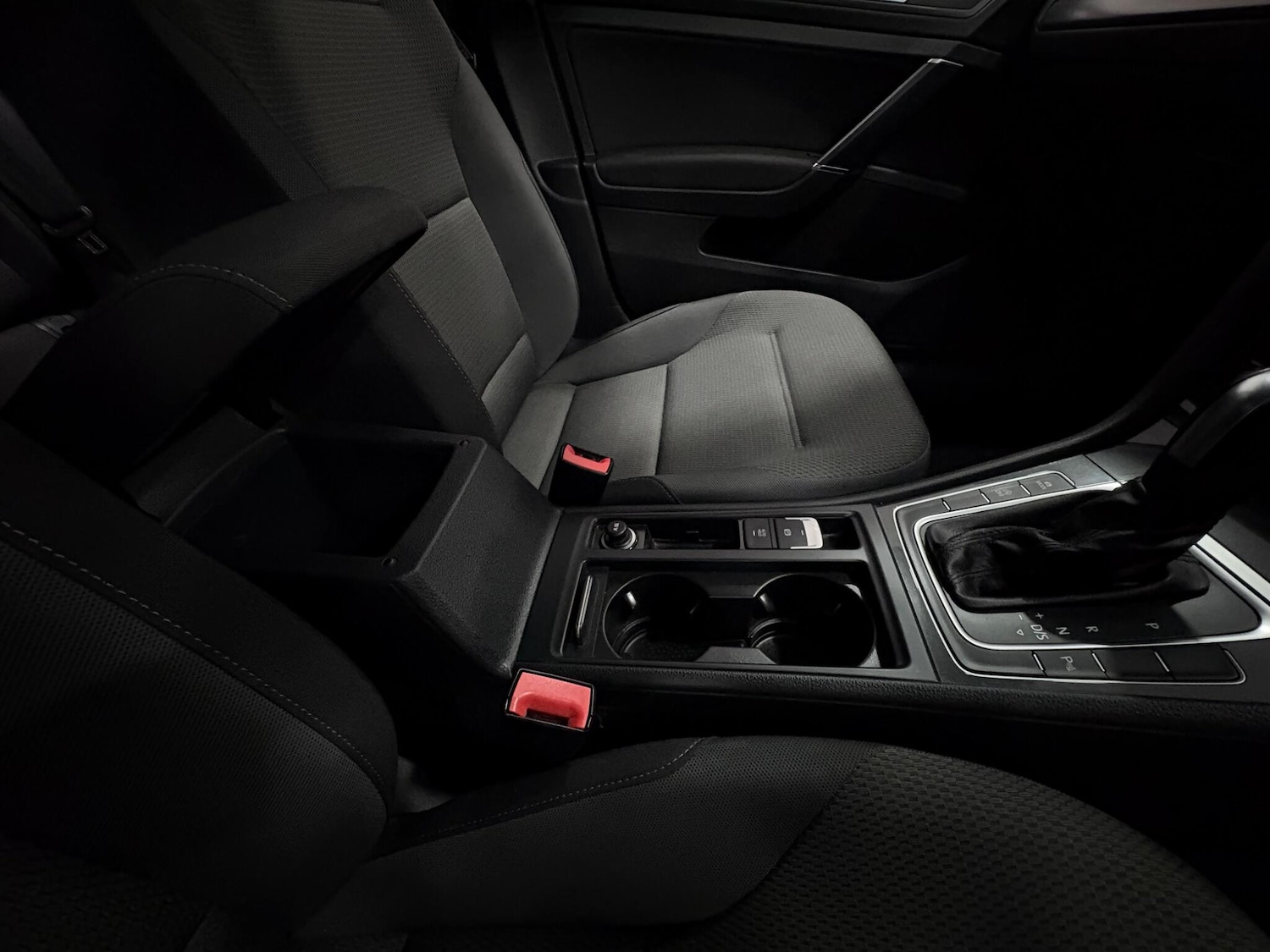 Used Volkswagen Golf 2020 for sale - 76584242: Photo 36