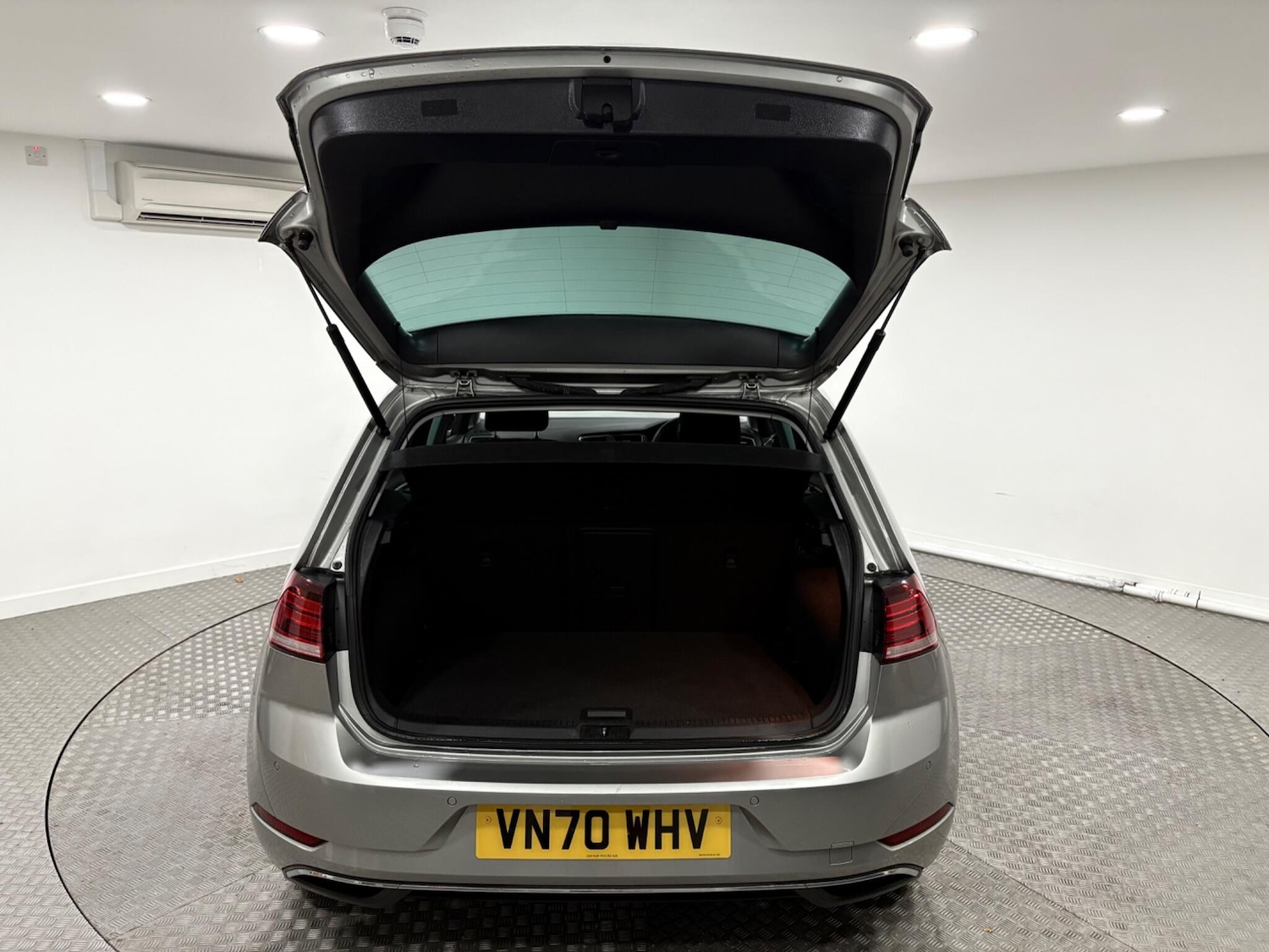 Used Volkswagen Golf 2020 for sale - 76584242: Photo 44