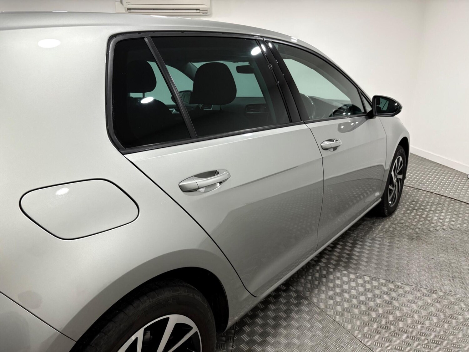 Used Volkswagen Golf 2020 for sale - 76584242: Photo 49