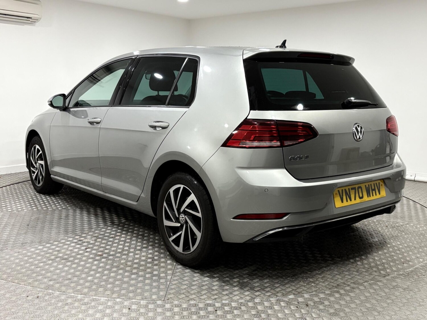 Used Volkswagen Golf 2020 for sale - 76584242: Photo 5