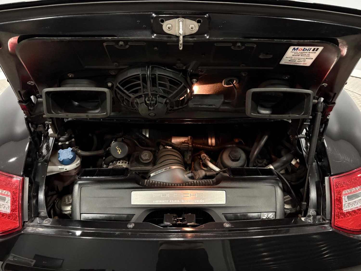 Used Porsche 911 2008 for sale - 77970604: Photo 36