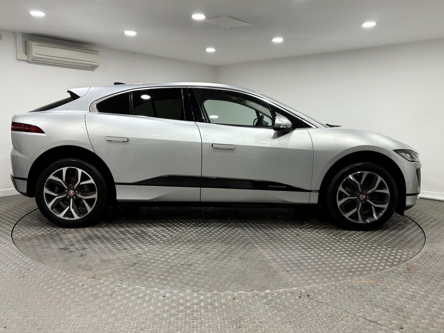 Used Jaguar I-Pace 2020 for sale - 77020852: Photo 2