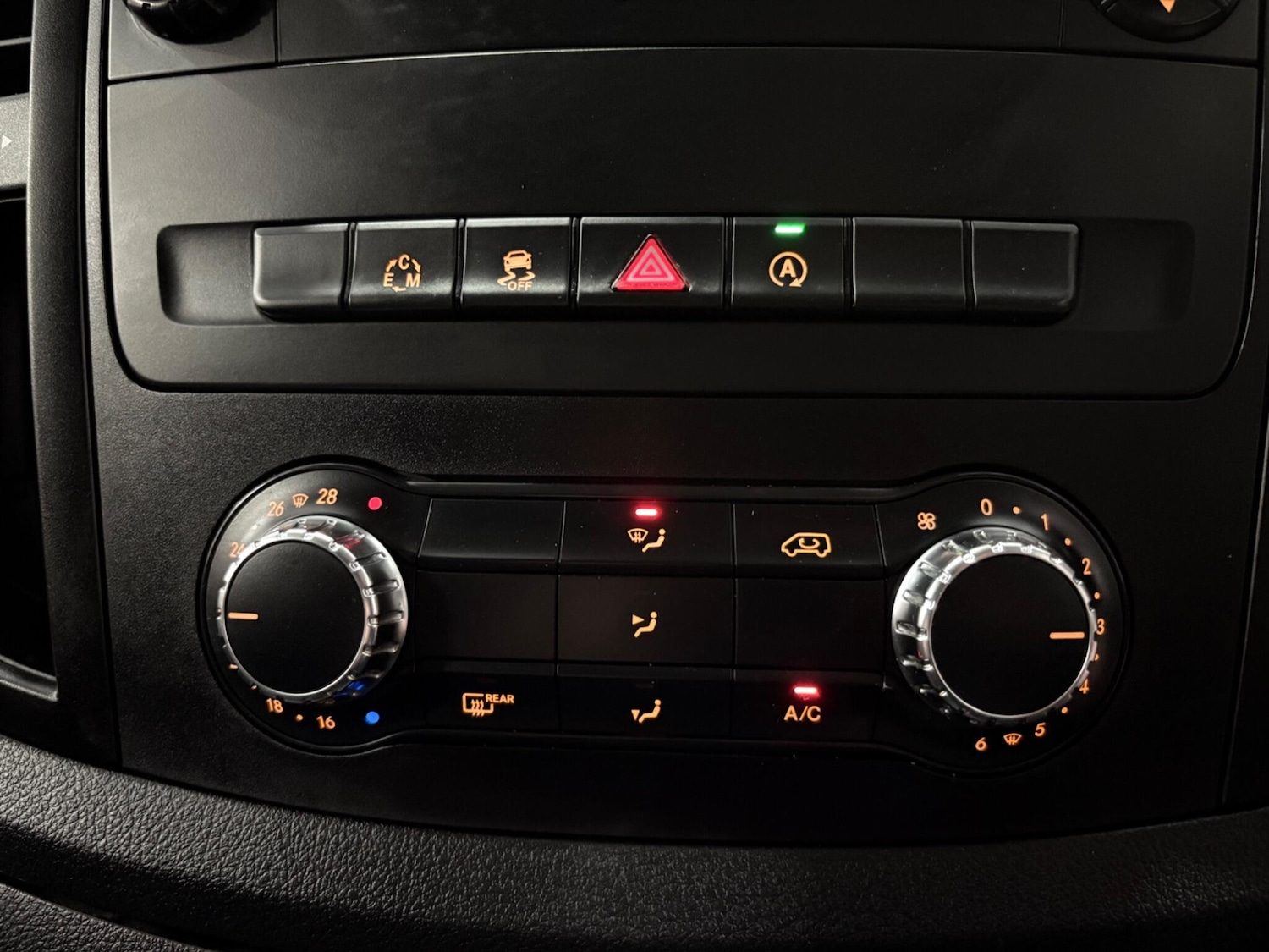 Used Mercedes-Benz Vito 2018 for sale - 77175883: Photo 28