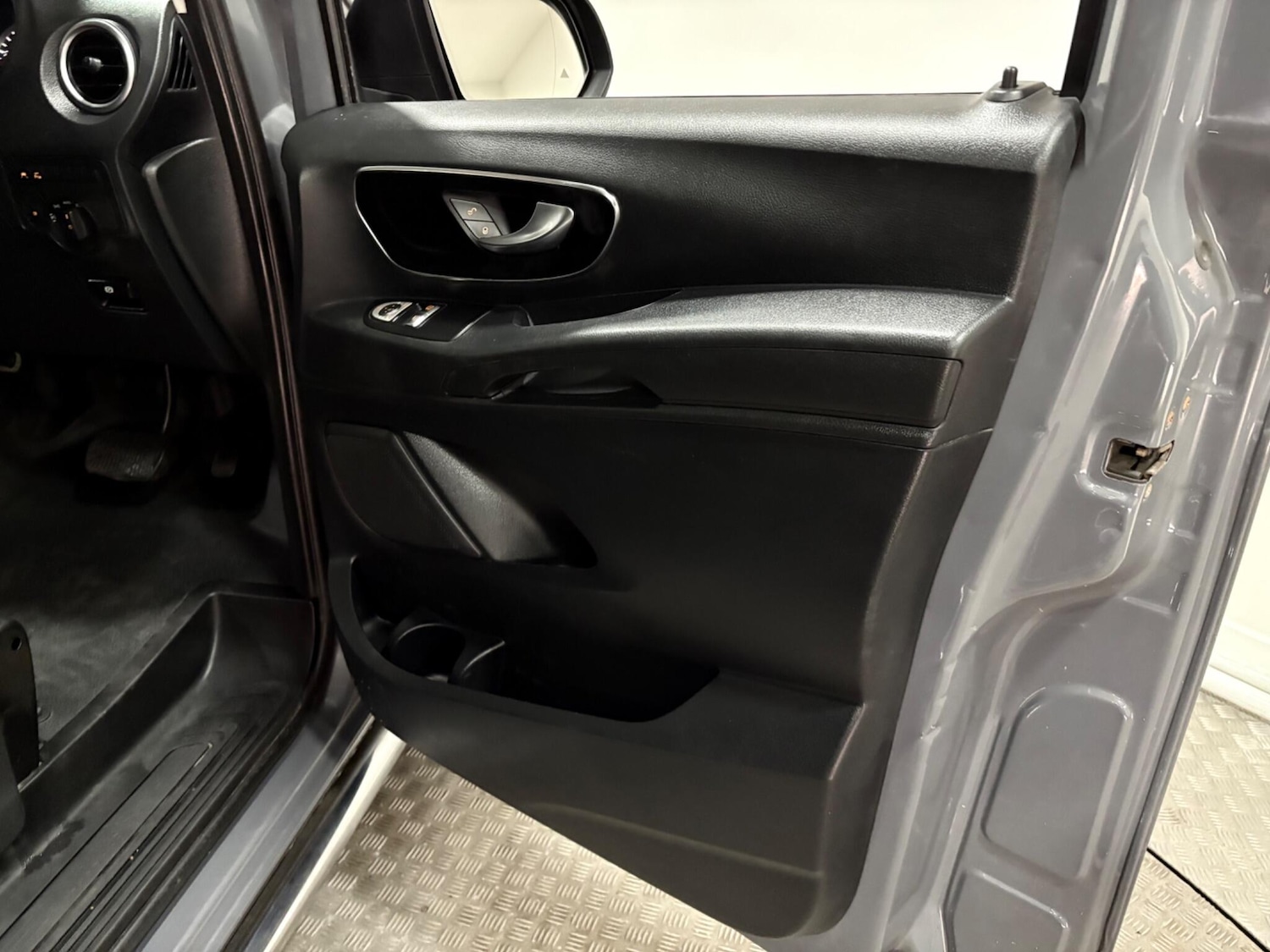 Used Mercedes-Benz Vito 2018 for sale - 77175883: Photo 33