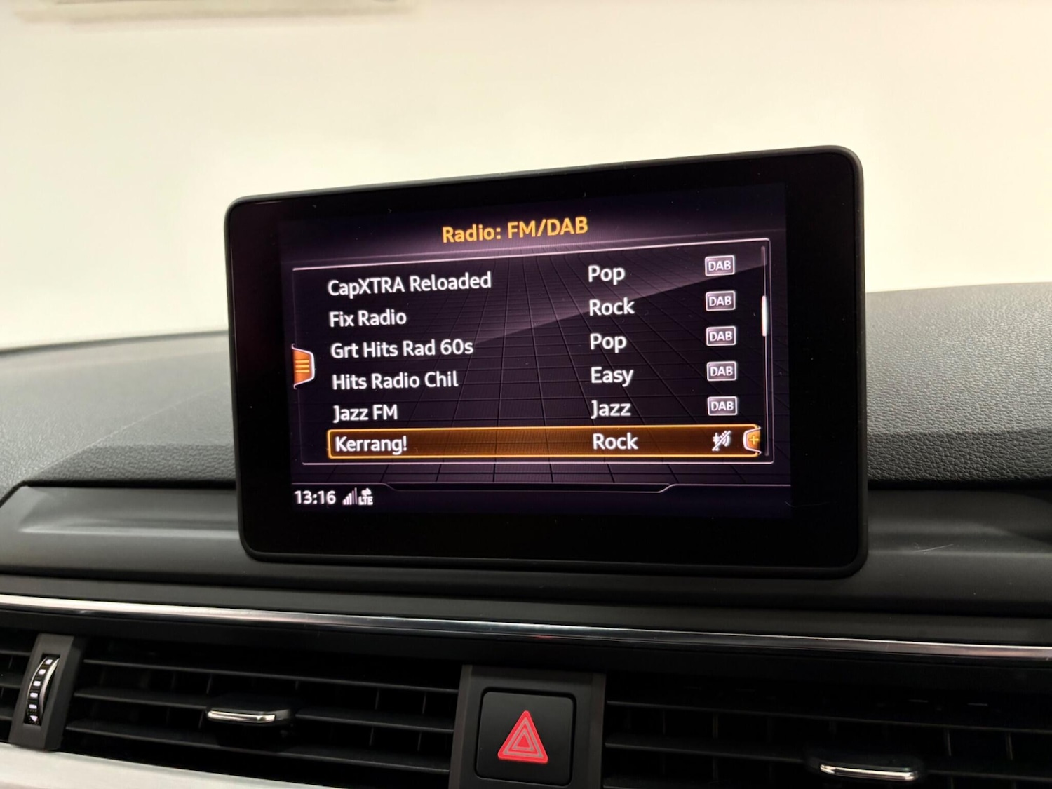 Used Audi A4 2018 for sale - 77021171: Photo 25