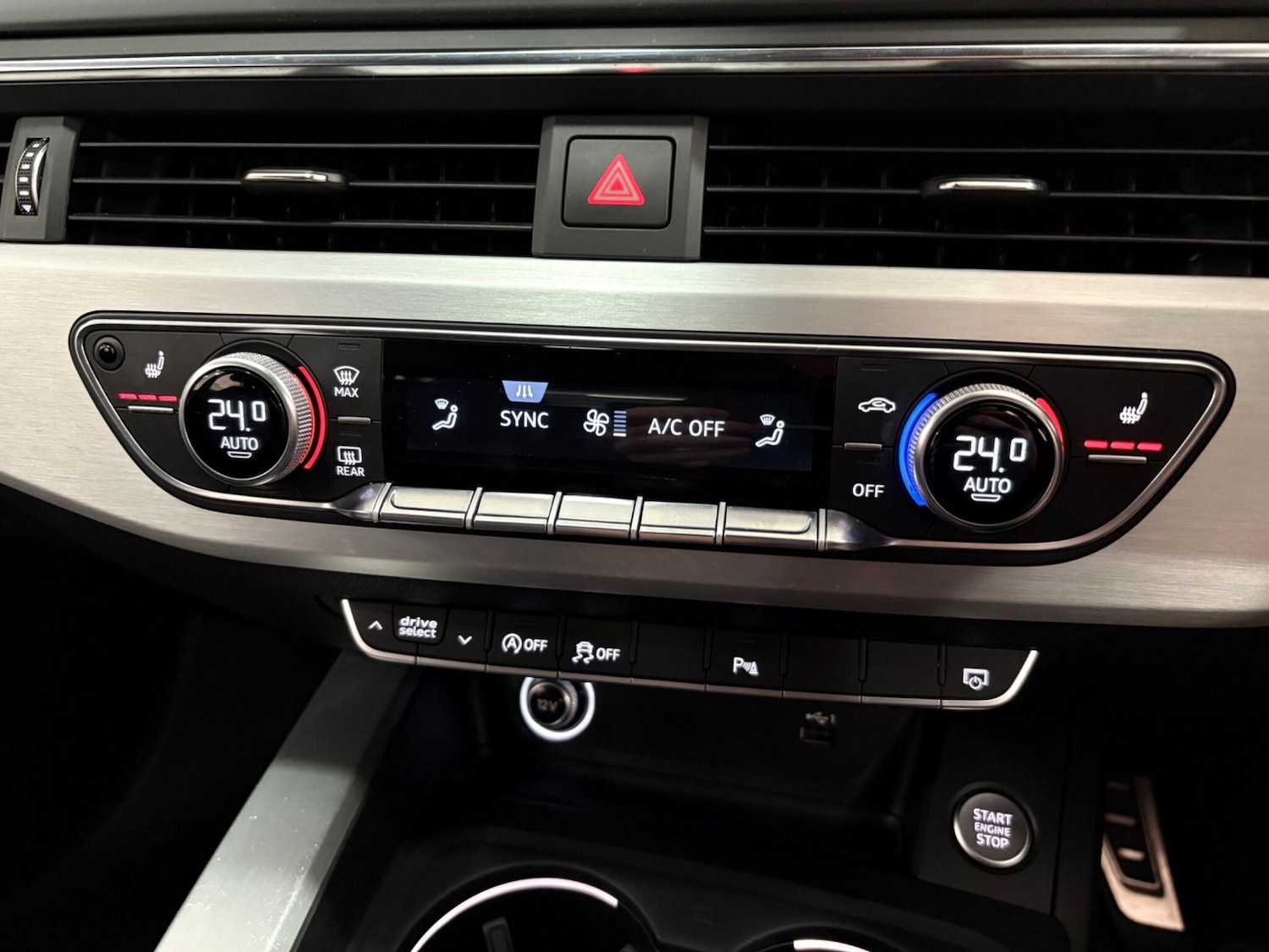 Used Audi A4 2018 for sale - 77021171: Photo 33