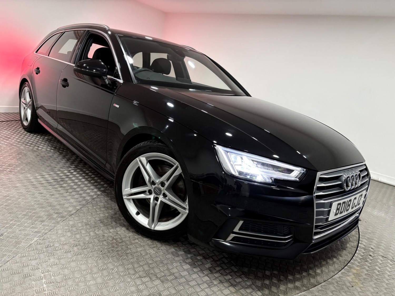 Used Audi A4 2018 for sale - 77021171: Photo 48