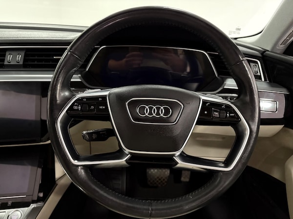 Used Audi e-tron 2020 for sale - 76315238: Photo 14