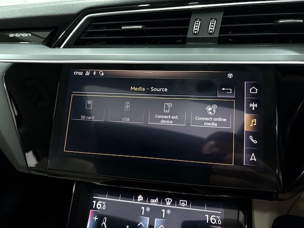Used Audi e-tron 2020 for sale - 76315238: Photo 34