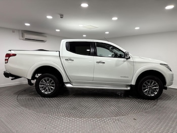 Used Mitsubishi L200 2019 for sale - 77021196: Photo