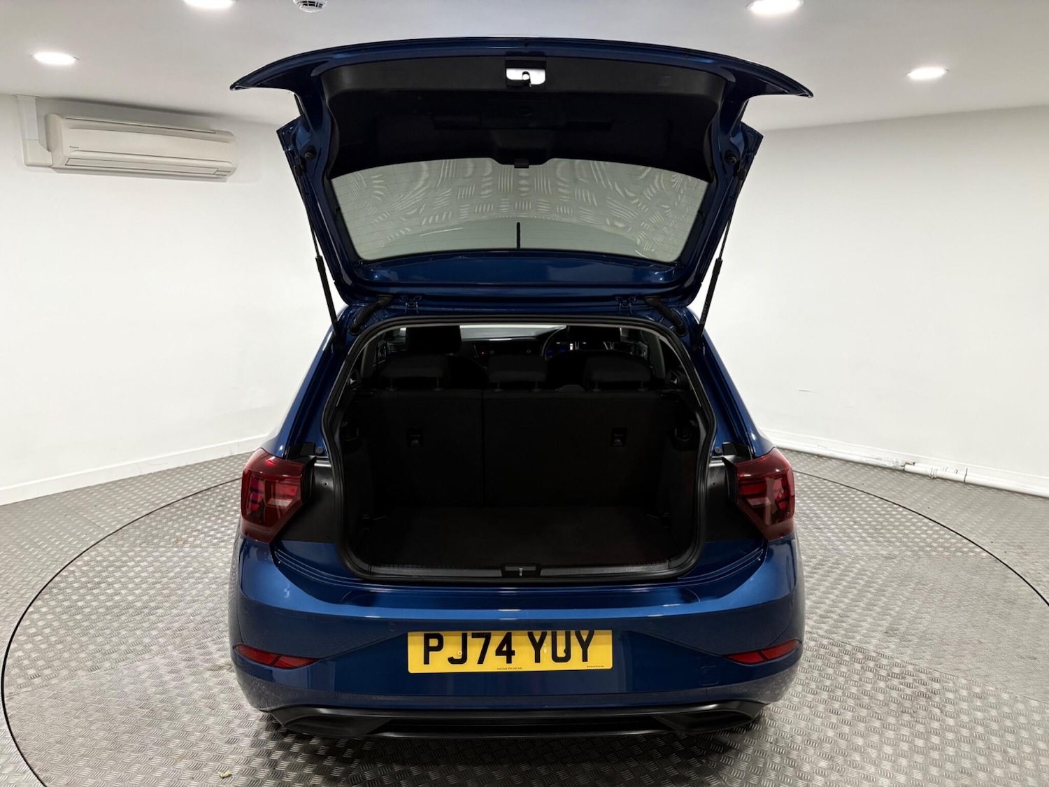 Used Volkswagen Polo 2025 for sale - 76440625: Photo 41