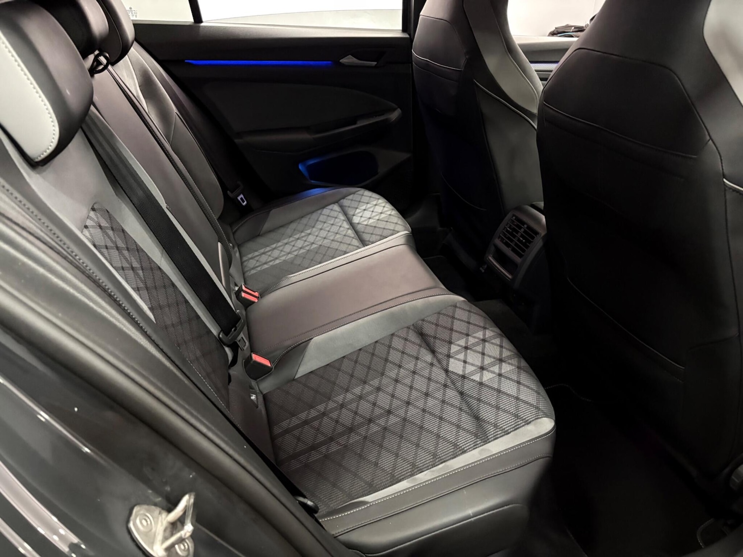 Used Volkswagen Golf 2023 for sale - 77671102: Photo 46