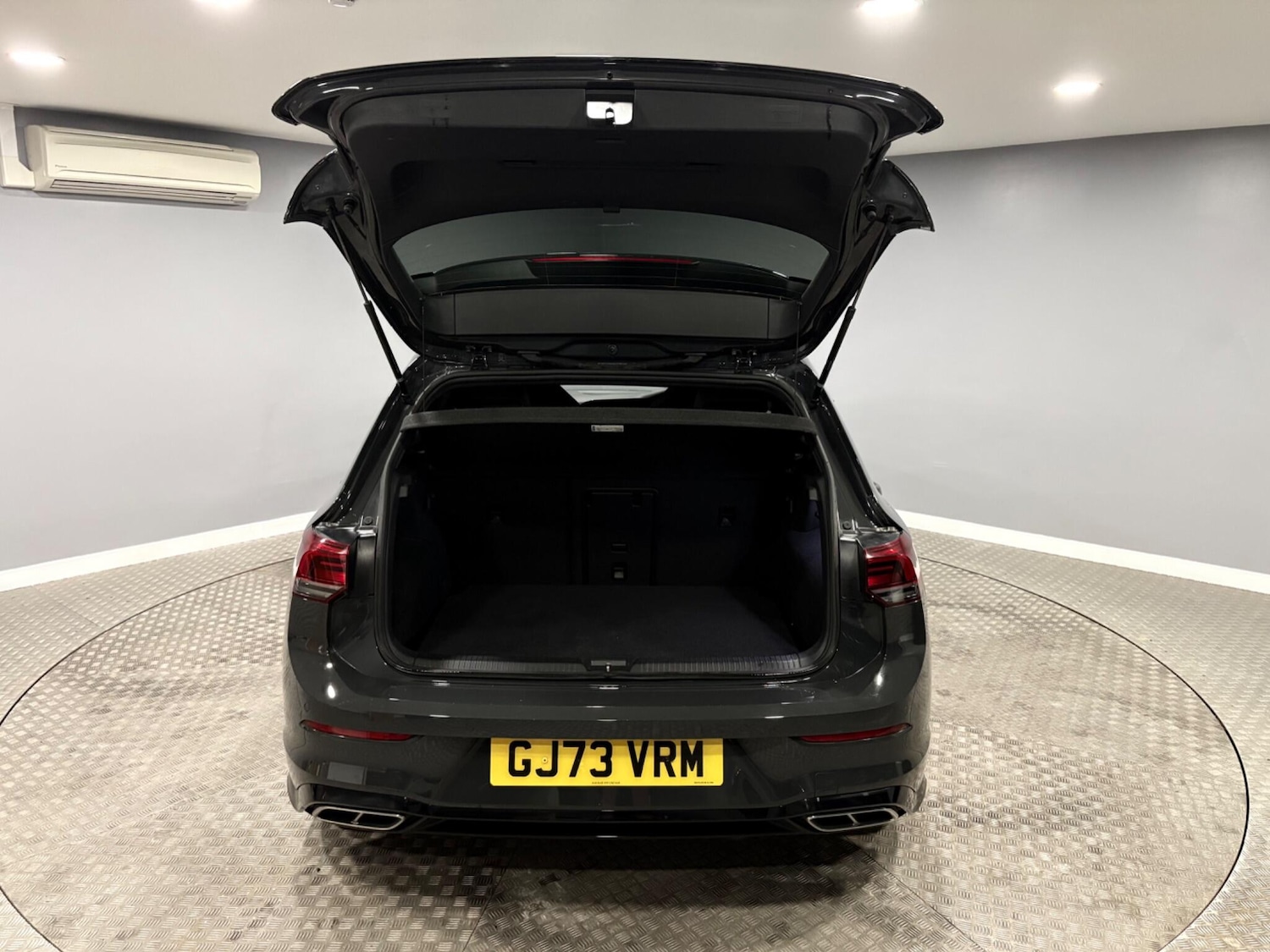 Used Volkswagen Golf 2023 for sale - 77671102: Photo 48