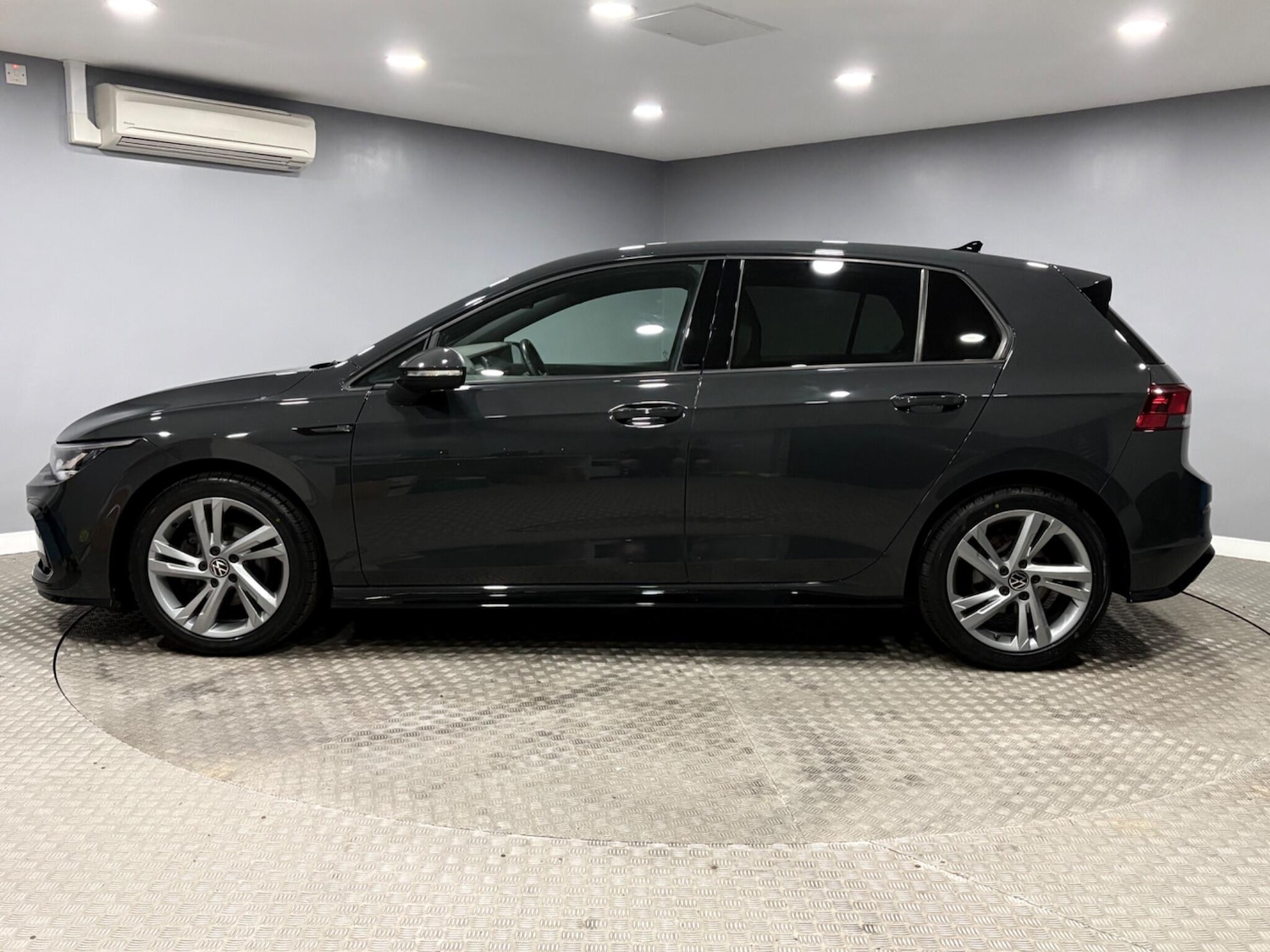 Used Volkswagen Golf 2023 for sale - 77671102: Photo 6