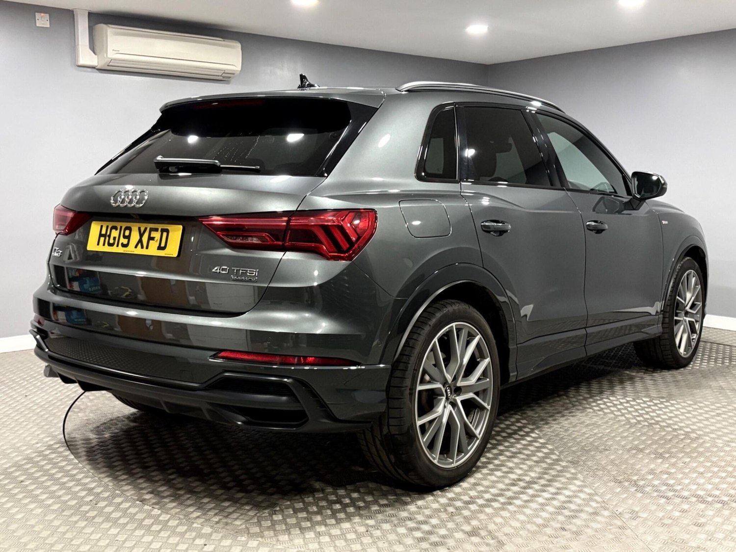 Used Audi Q3 2019 for sale - 78185328: Photo 3
