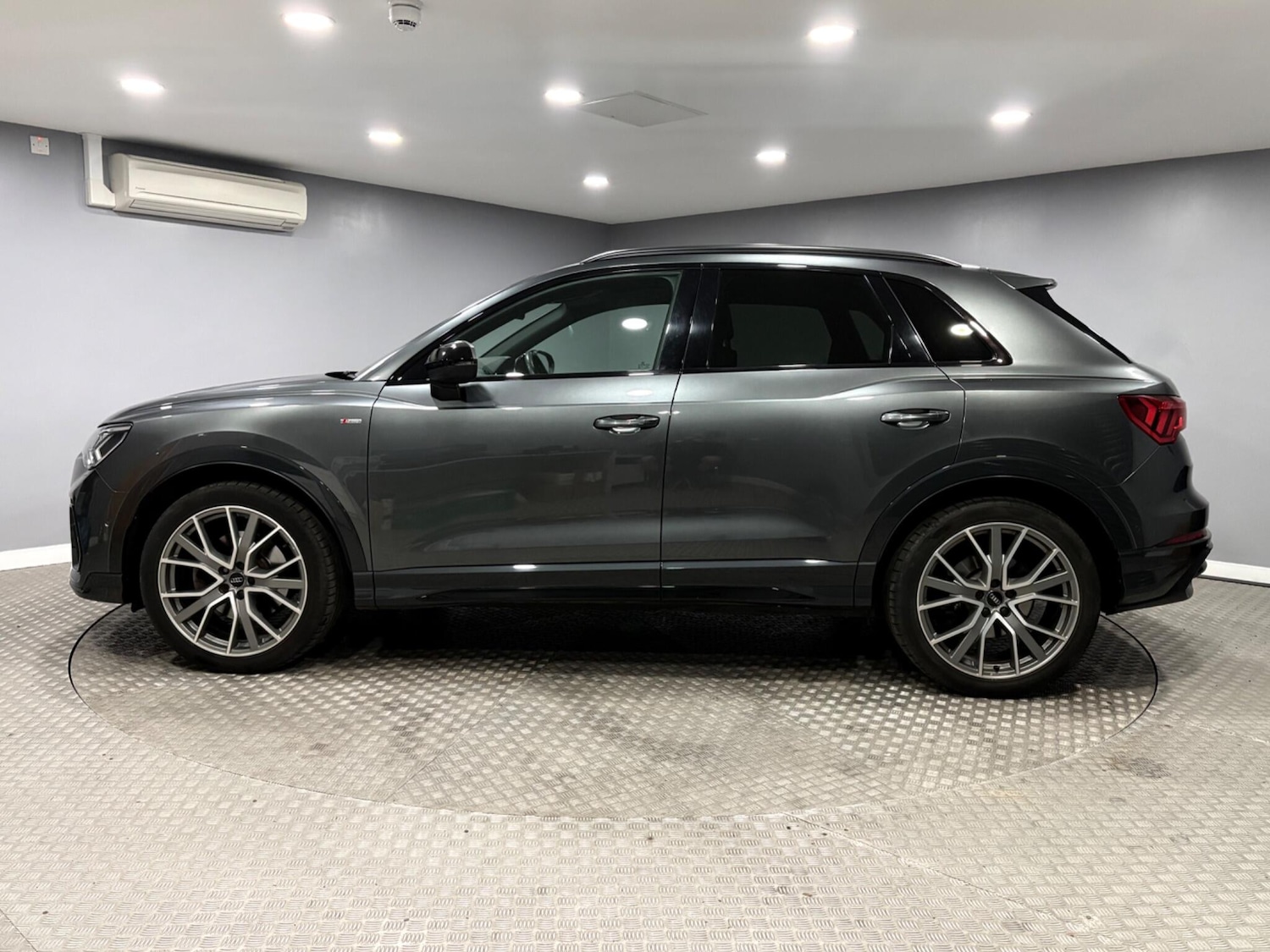 Used Audi Q3 2019 for sale - 78185328: Photo 6