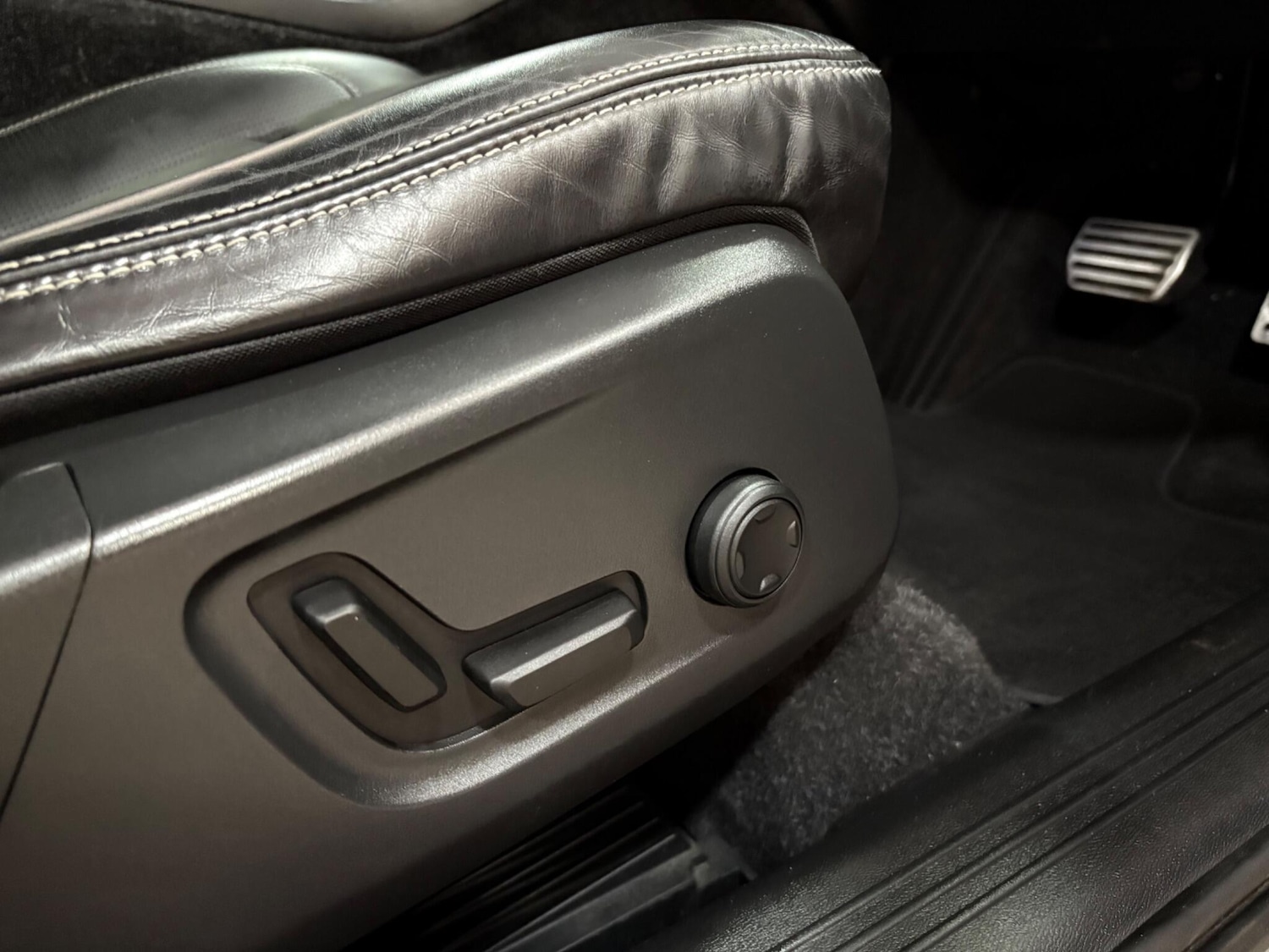 Used Volvo XC40 for sale - 76727914: Photo 13