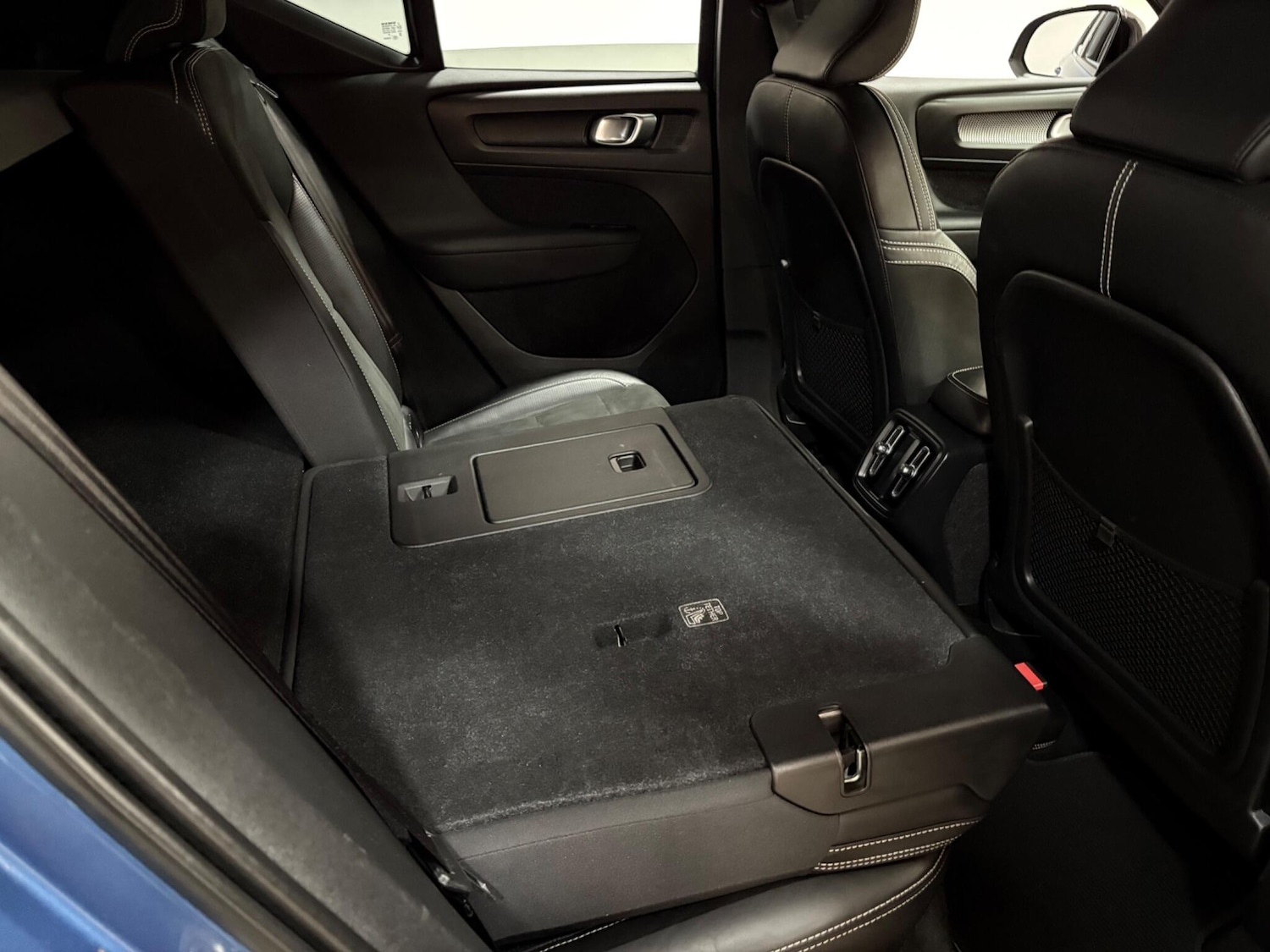 Used Volvo XC40 for sale - 76727914: Photo 41